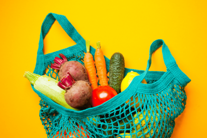צריכת פירות - כל הסיבות למה חשוב לאכול פירות מכל חמשת הצבעים?