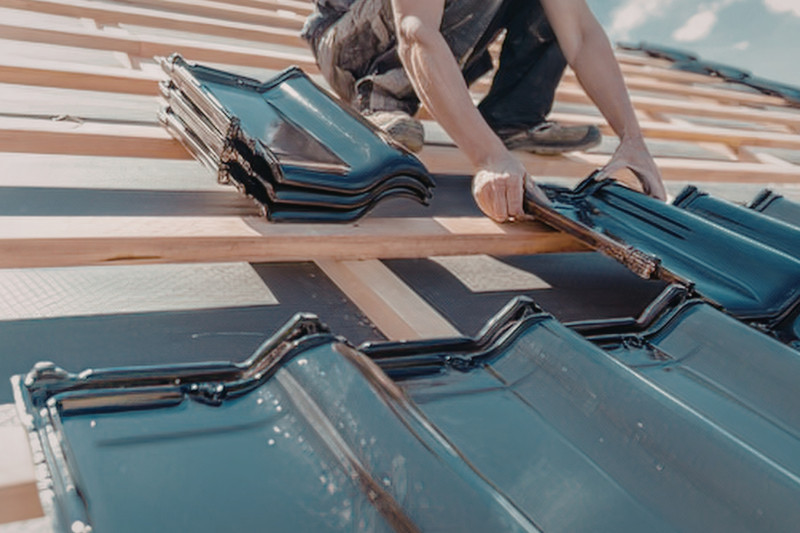 איטום קל ויעיל - איך לאטום גג בקלות ולשמור על בית יבש כל השנה